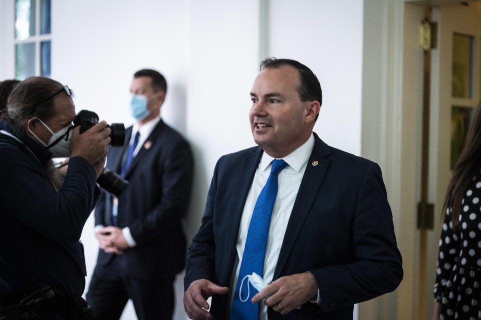 WASHINGTON, DC - SEPTEMBER 26: Sen. Mike Lee, R-Utah, arrives before President Donald J. Trump and Judge Amy Coney Barrett arrive for a ceremony to announce Barrett as his nominee to the Supreme Court in the Rose Garden at the White House on Saturday, Sept 26, 2020 in Washington, DC. (Photo by Jabin Botsford/The Washington Post via Getty Images)