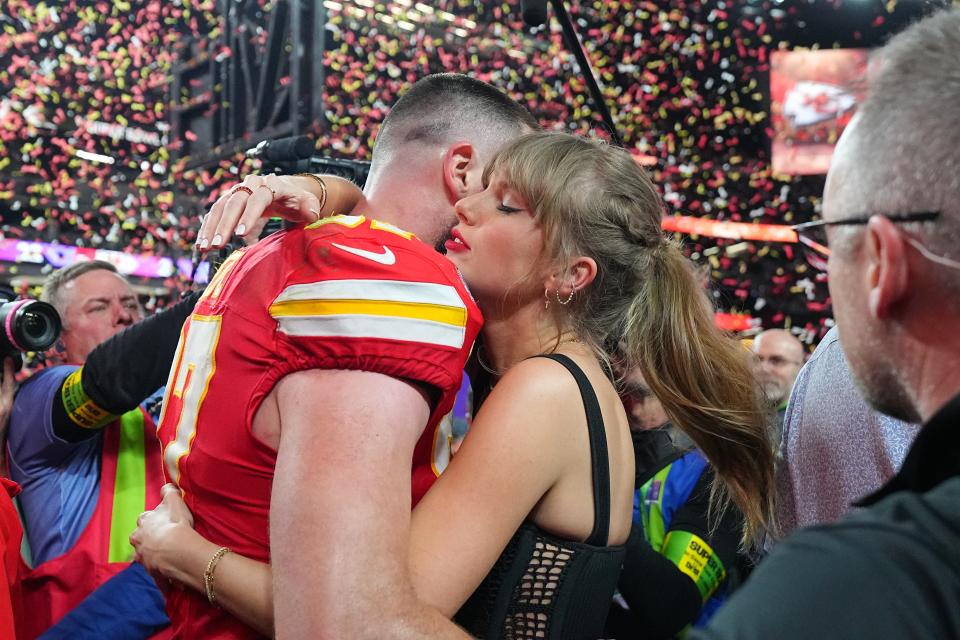 Travis Kelce and Taylor Swift after the Super Bowl game