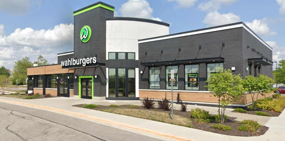 Wahlburgers closed its Olathe location in 2022. Now, another restaurant is moving in.