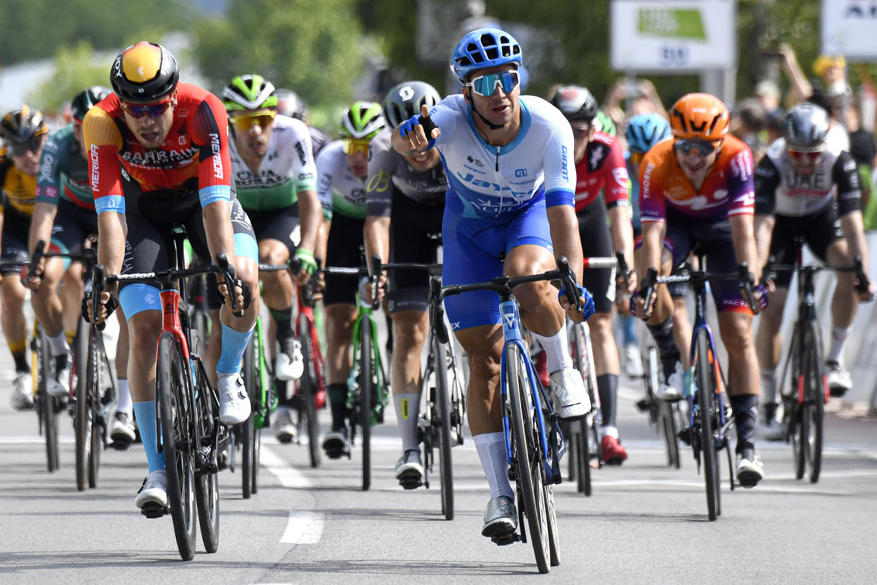  Dylan Groenewegen wins stage 1 at Tour of Slovenia 