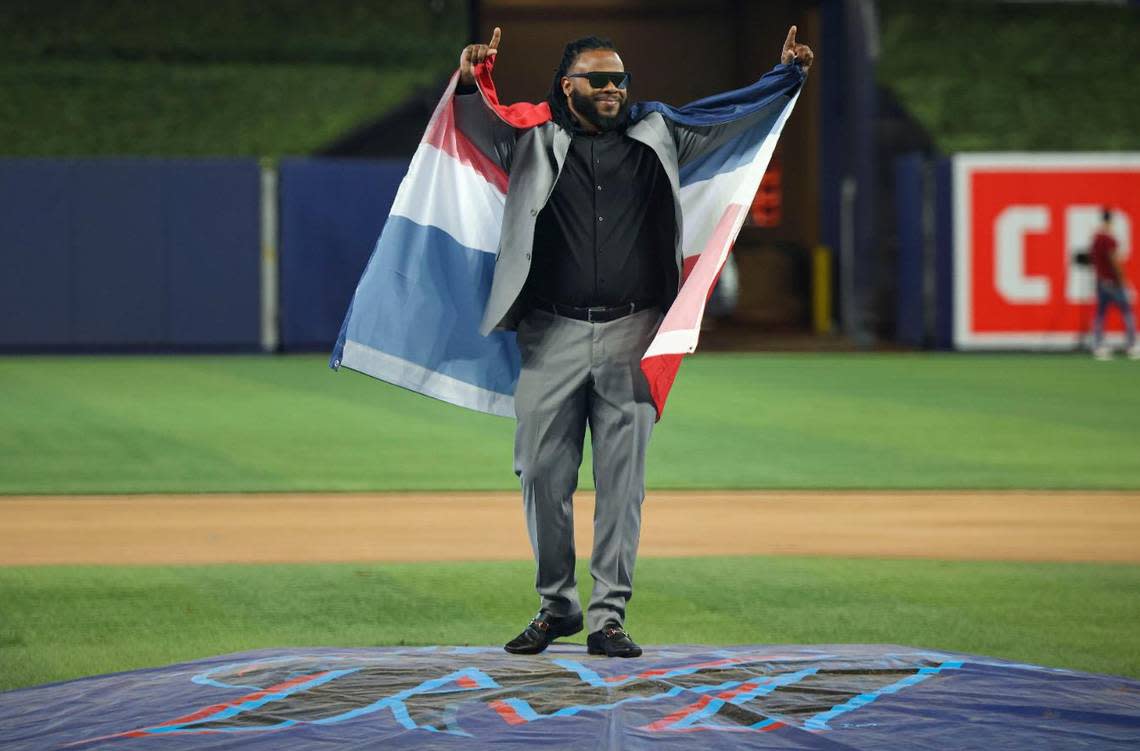 Johnny Cueto, Miami Marlins new right-handed pitcher, walks onto the field to get welcomed to the team on Thursday, Jan. 19, 2023, at loanDepot Park.