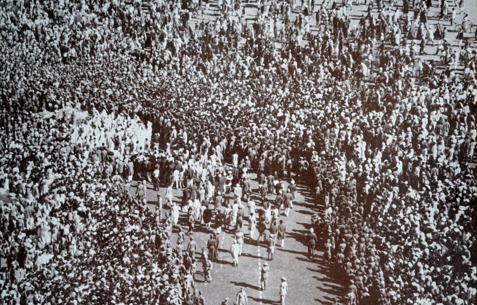 Funeral of Mohandas Karamchand Gandhi after he was assassinated in the garden of Birla House, on 30 January 1948. Gandhi (1869 - 1948), was the preeminent leader of the Indian independence movement in British-ruled India. Employing nonviolent civil disobedience, Gandhi led India to independence and inspired movements for civil rights and freedom across the world. (Photo by: Universal History Archive/ Universal Images Group via Getty Images)