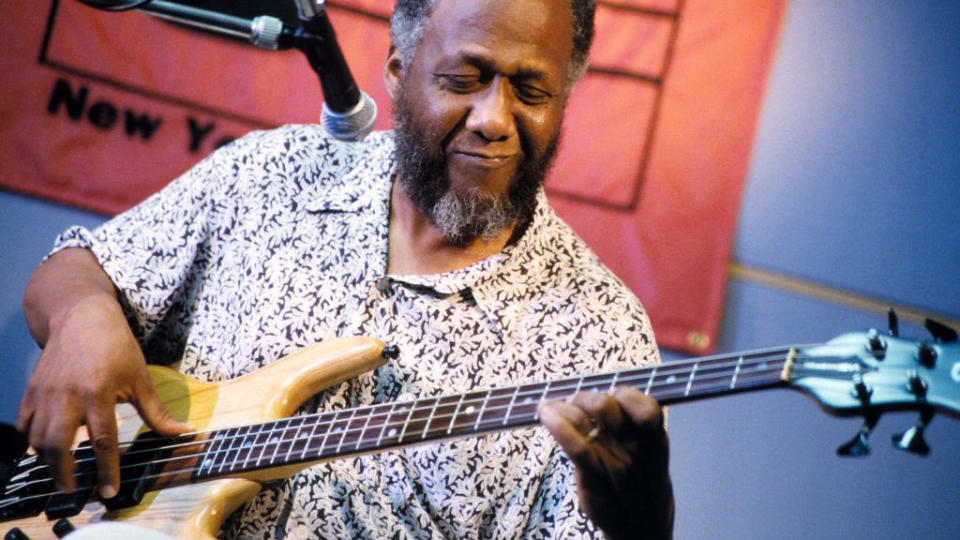 Chuck Rainey playing bass