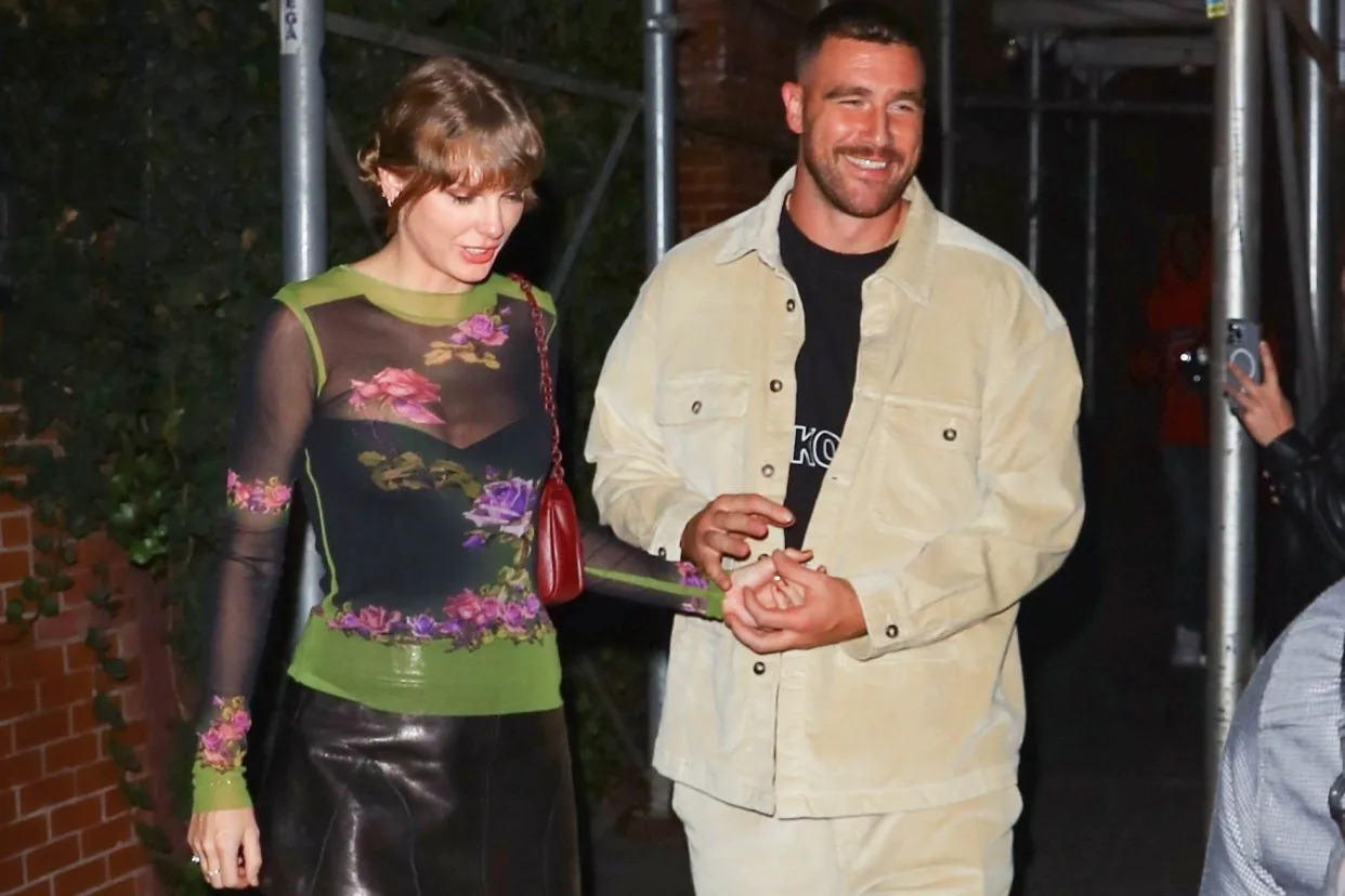 Taylor Swift and Travis Kelce enjoy their second date night in a row in NYC. (Backgrid)