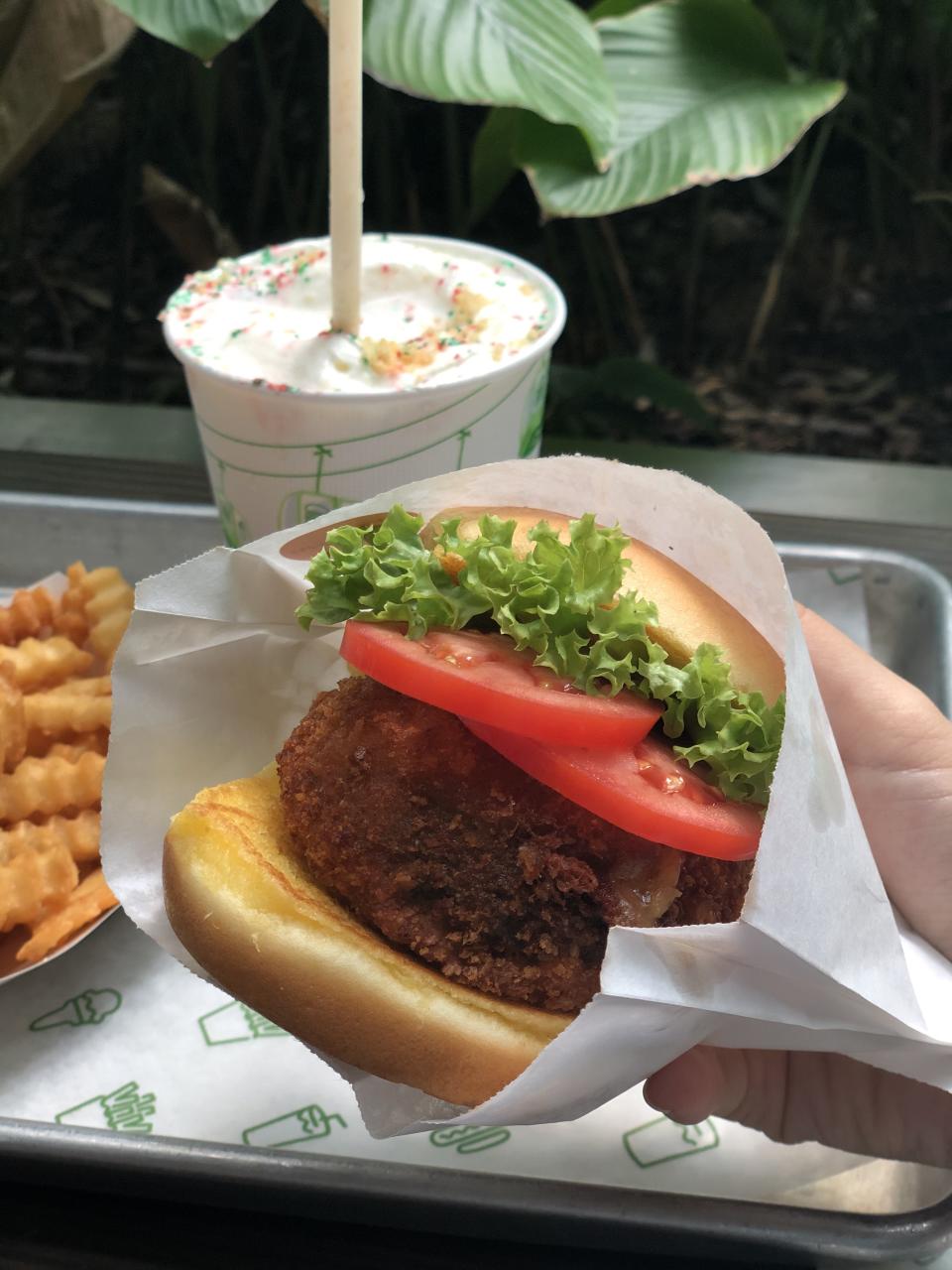 ‘Shroom Burger (PHOTO: Sheila Chiang/Yahoo Lifestyle Singapore) 