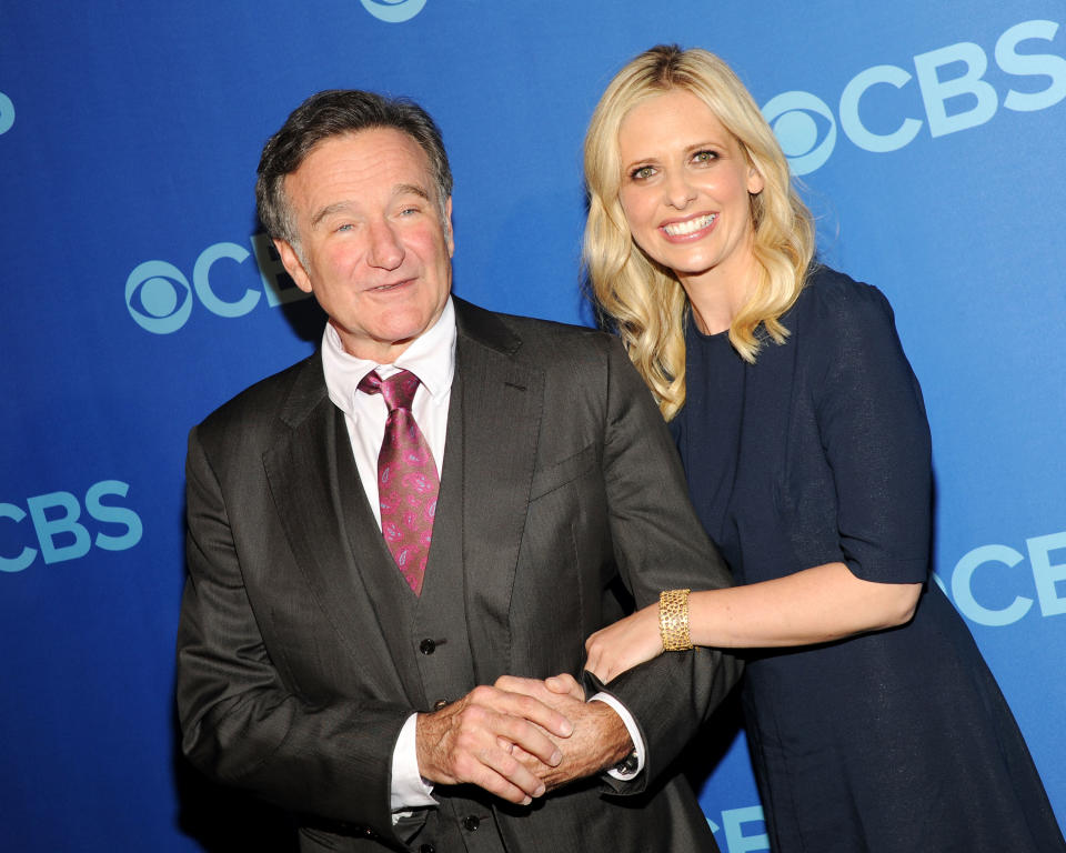 NEW YORK, NY - MAY 15:  (L-R) Cast members of The Crazy Ones Robin Williams and Sarah Michelle Gellar attend CBS 2013 Upfront Presentation at The Tent at Lincoln Center on May 15, 2013 in New York City.  (Photo by Ben Gabbe/Getty Images)