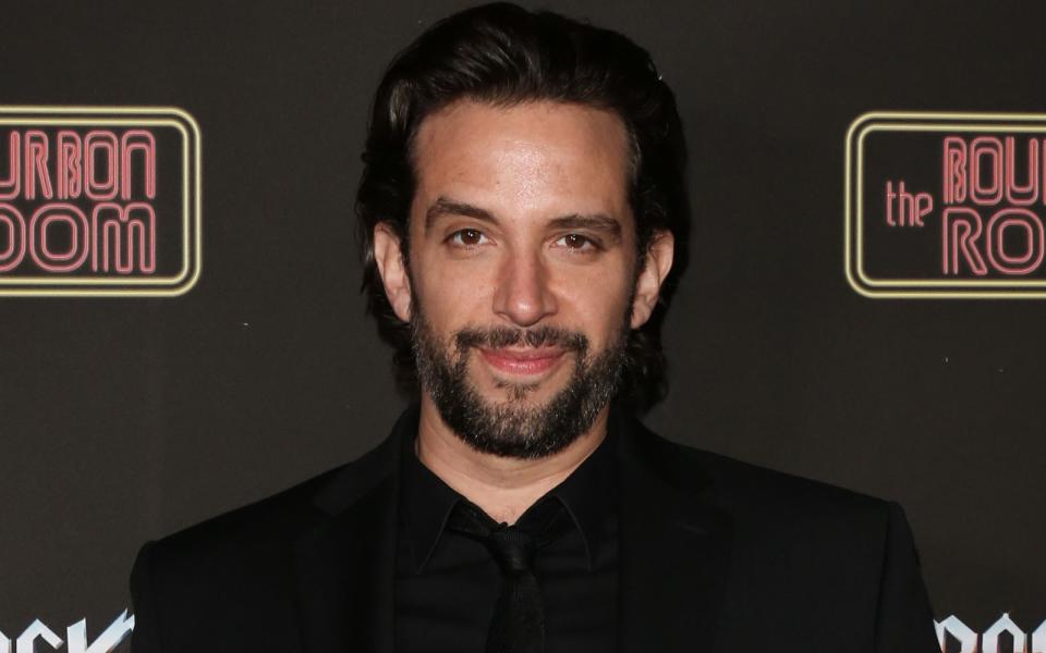 Er hatte bereits seit März im Krankenhaus gelegen und gegen COVID-19 gekämpft: Nick Cordero, Broadway-Star und dem TV-Publikum aus Serien wie "Blue Bloods", "Law & Order: Special Victims Unit" bekannt, starb am 5. Juli im Alter von 41 Jahren an den Folgen der Atemwegserkrankung. (Bild: Getty Images / Paul Archuleta)