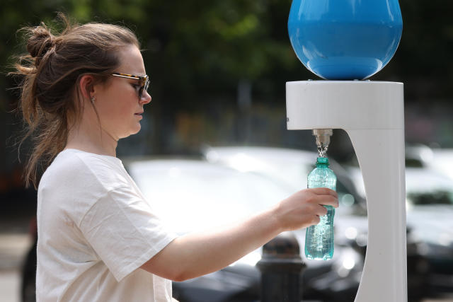 Keeping cool in a heatwave: 12 of the best water bottles for staying  chilled, London Evening Standard