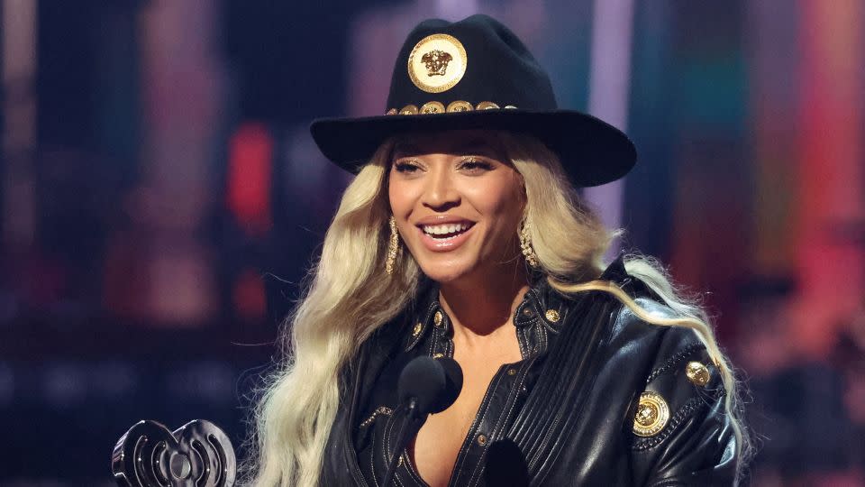 Beyoncé accepts the Innovator award during the iHeartRadio Music Awards in Los Angeles, California, April 1, 2024. - Mario Anzuoni/Reuters