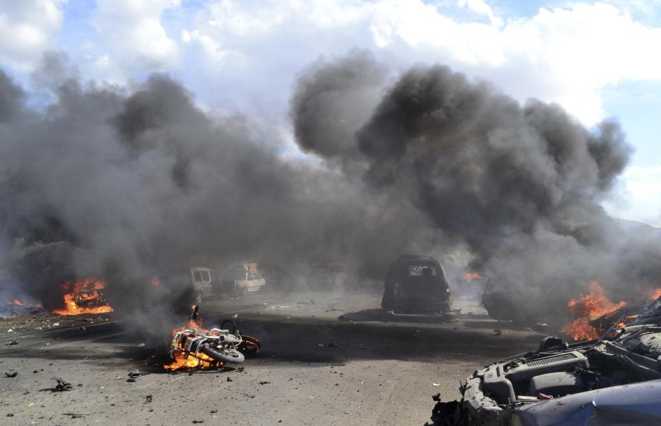 Car bomb explodes at Syria-Turkey border crossing