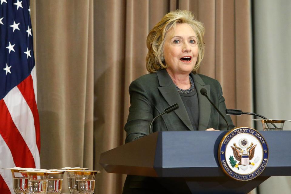 Former U.S. Secretary of State Hillary Clinton makes remarks at a groundbreaking ceremony for the U.S. Diplomacy Center at the State Department in Washington September 3, 2014. REUTERS/Jonathan Ernst (UNITED STATES - Tags: POLITICS)