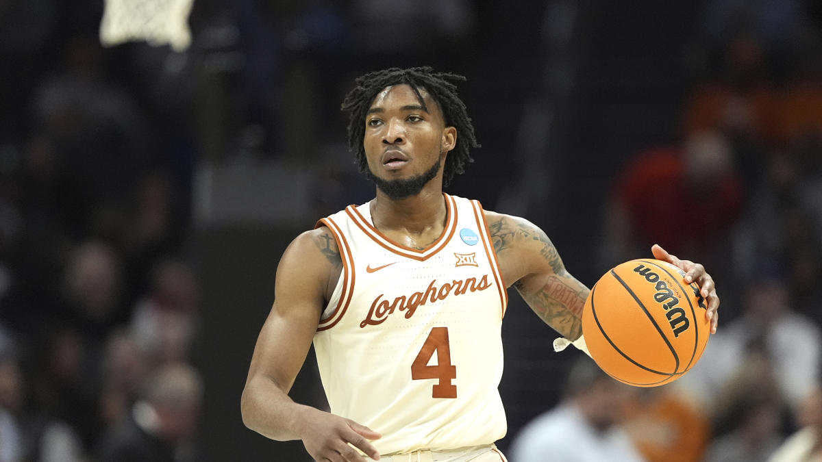 Tyrese Hunter et les Texas Longhorns défient les Tennessee Volunteers ce soir: Comment regarder le tournoi masculin de la NCAA en direct sur Paramount+ avec SHOWTIME