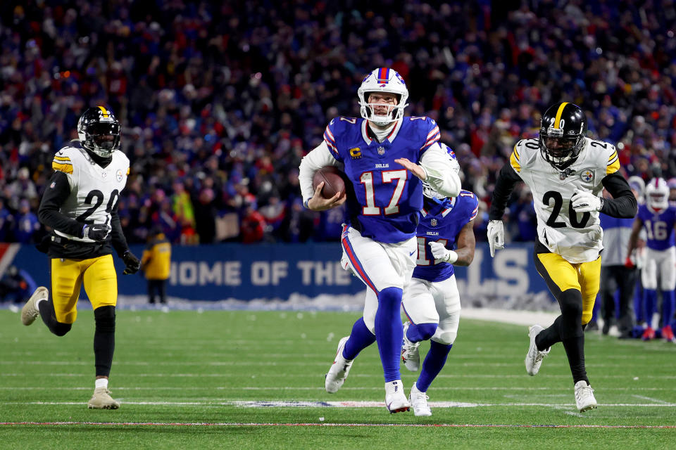 Josh Allen of the Buffalo Bills scores a 52-yard touchdown against the Pittsburgh Steelers. (Photo by Timothy T Ludwig/Getty Images)