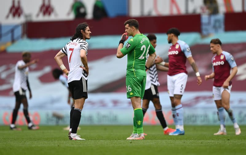 Premier League - Aston Villa v Manchester United