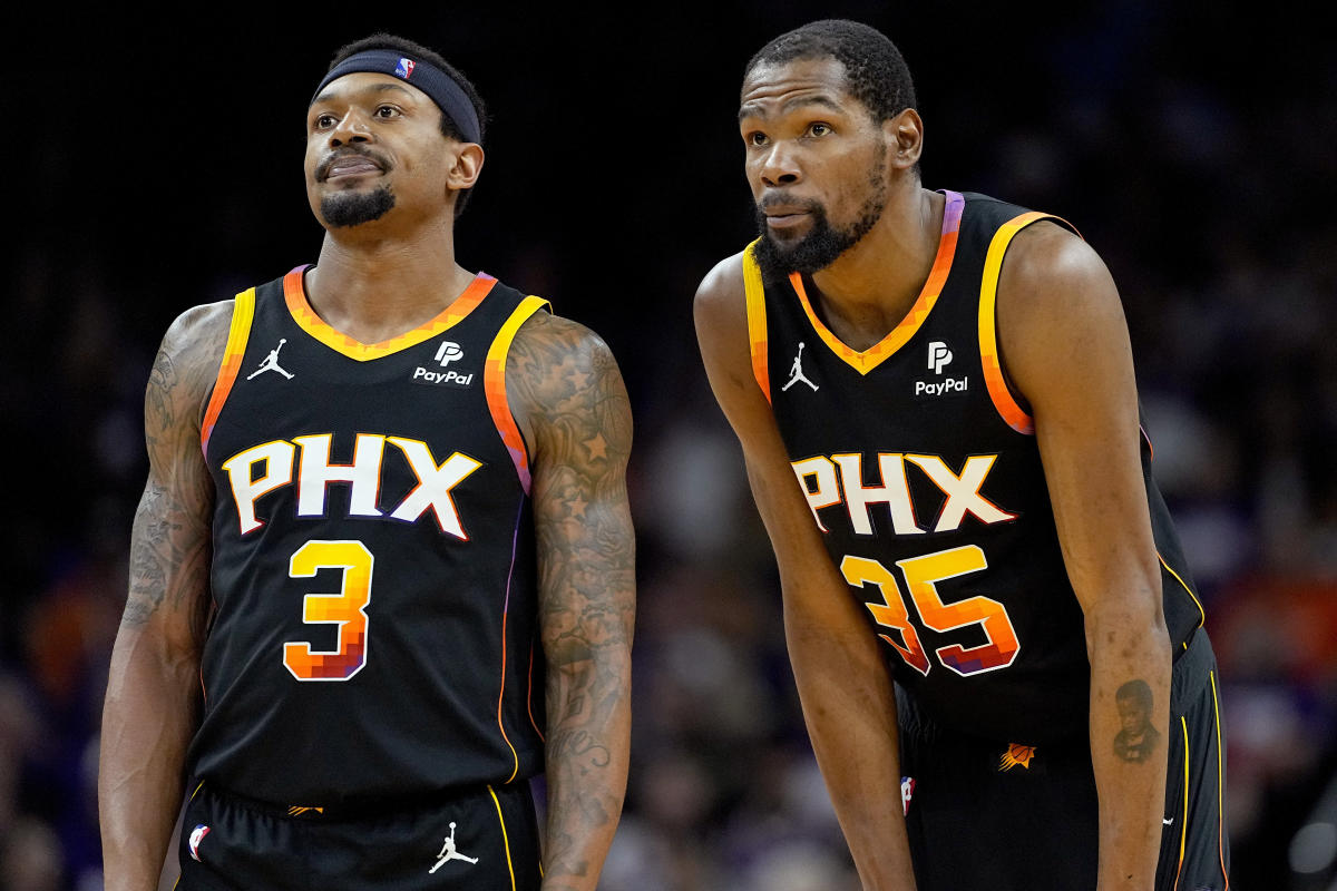 The Suns are on the brink of elimination — and the future in Phoenix looks even bleaker - Yahoo Sports