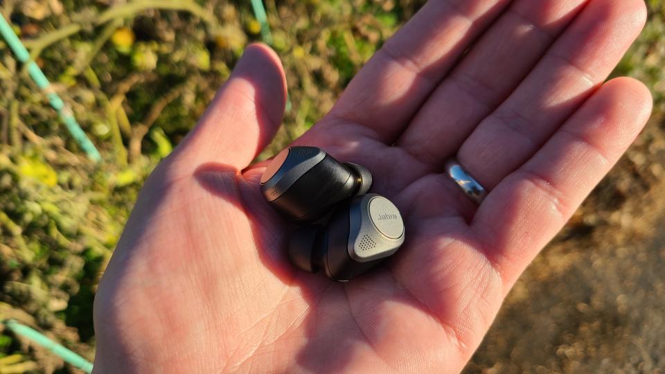 Jabra's Elite 85t earbuds are serious AirPods Pro rivals—and now they're on sale.