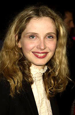 Julie Delpy at the Westwood premiere of MGM's Bandits