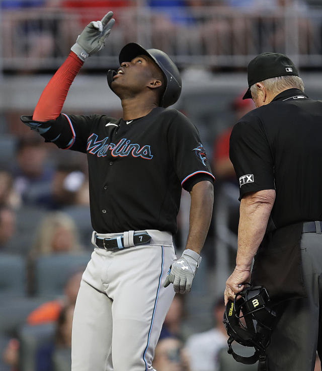 Soler, Anderson power Braves past Marlins 6-2