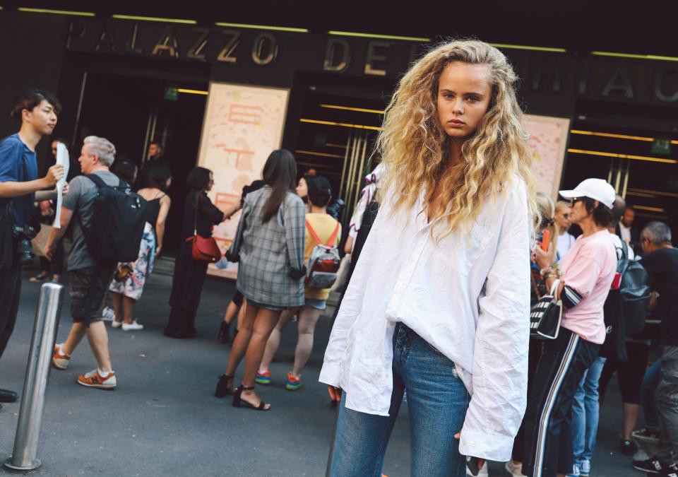 The best beauty looks—think sharp-as-a-knife center parts and electric bobs—from Phil Oh’s street style darlings at Milan Fashion Week.