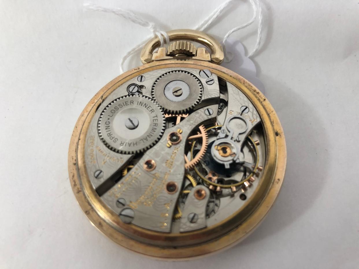The Vanguard line by Waltham included 23-jewel movements of extraordinary beauty.