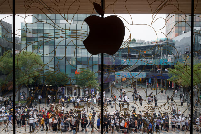 The new Apple Sanlitun opens today - Apple