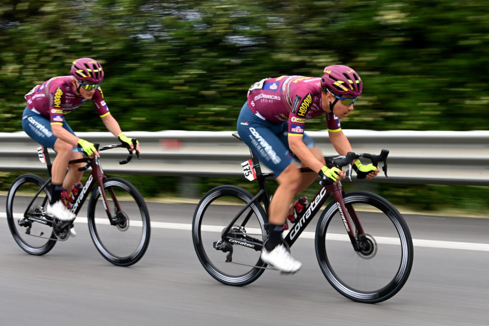 Veljko Stojnić and Alexander Konychev (Corratec - Selle Italia) on the attack