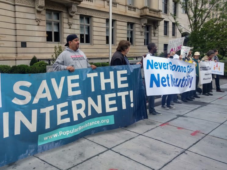 Net Neutrality protesters