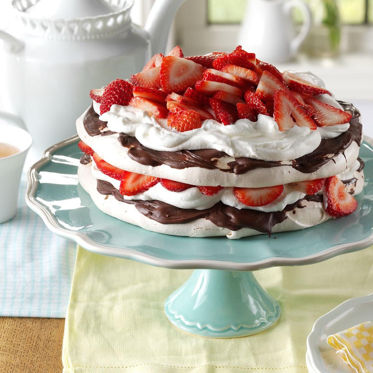 Strawberry-Chocolate Meringue Torte