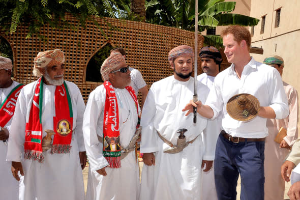 Prince Harry in sword fight in Oman