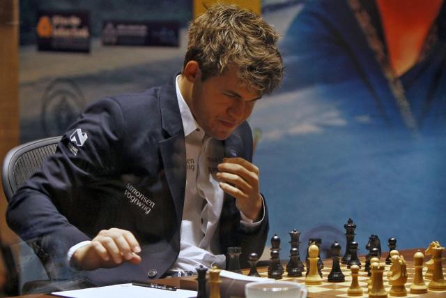 Las 5 MEJORES jugadas de MAGNUS CARLSEN