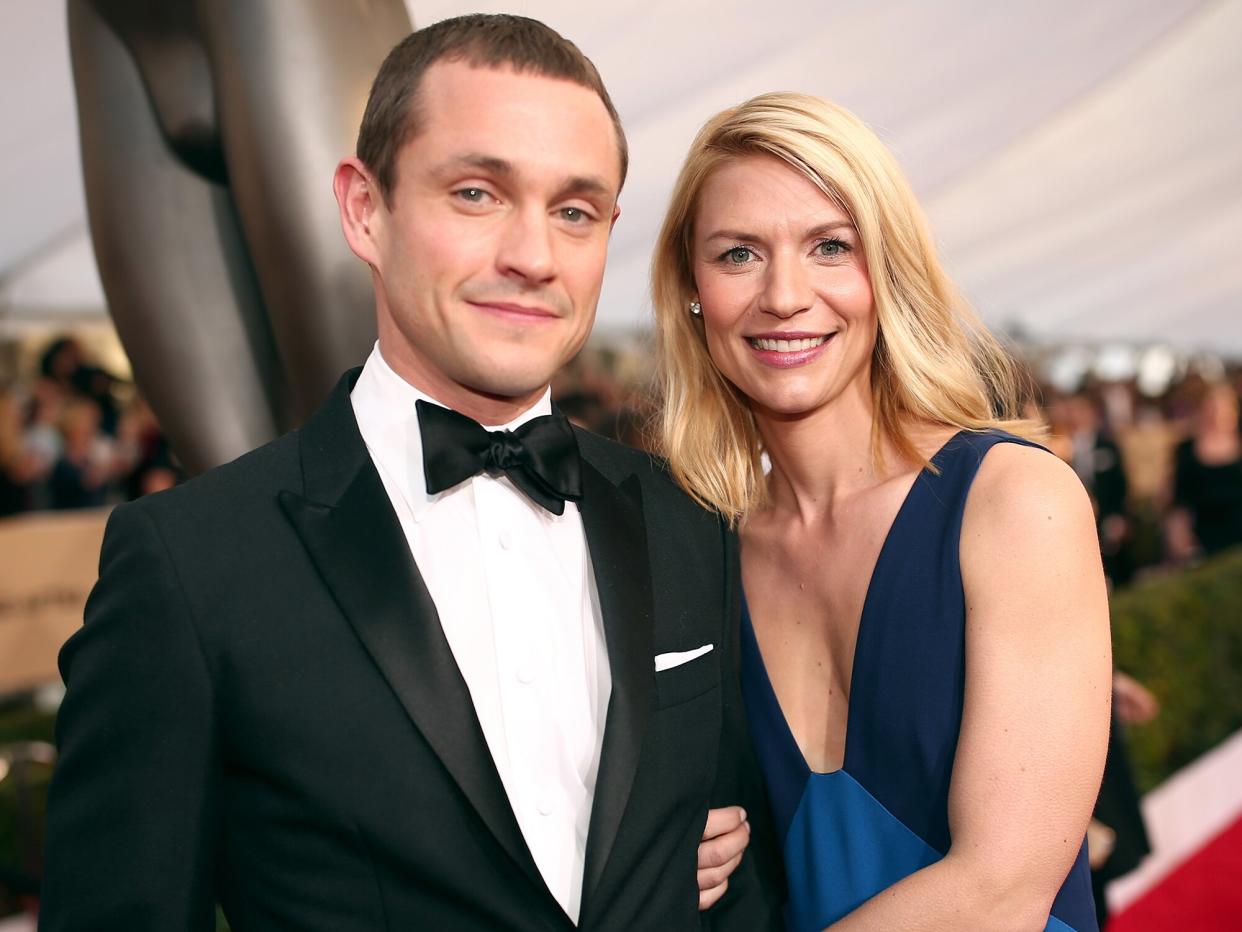 Claire Danes (R) and Hugh Dancy attend The 22nd Annual Screen Actors Guild Awards at The Shrine Auditorium on January 30, 2016 in Los Angeles, California