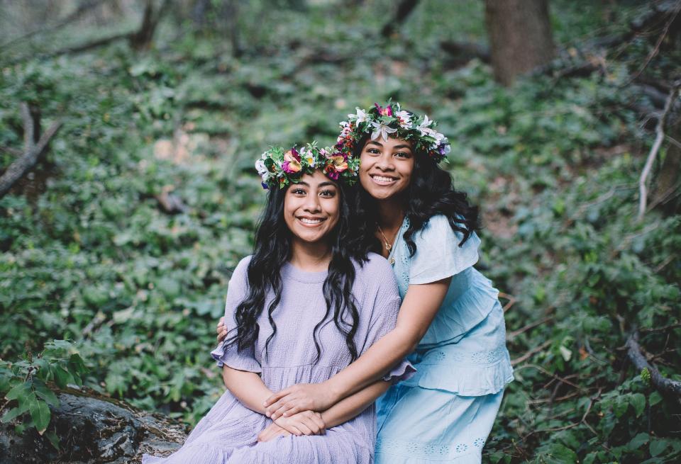 Susitina Heimuli, left, is pictured with her twin and Deseret News writer Britney Heimuli, right, in a family photo. | Elsie Tolutau, for the Deseret News