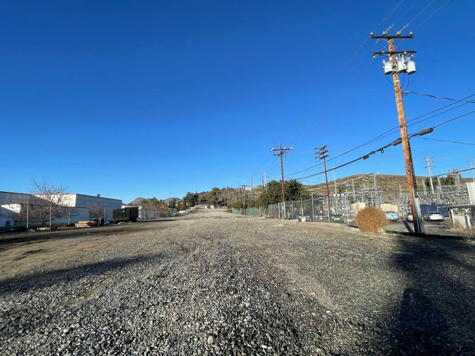 This city-owned parcel on Lawrence Drive has been chosen as the site for Thousand Oaks' first emergency shelter.