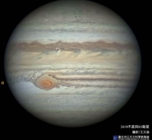 ▲今年木星的「衝」，是60年來最接近地球的一次，不僅視直徑最大，亮度也最高。（圖／台北市立天文館提供）