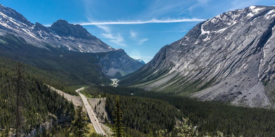 12) Alberta: Drive the Iconic Icefields Parkway