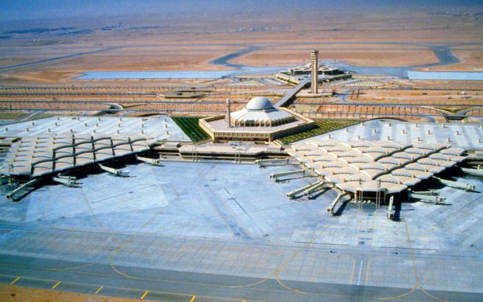 Aerial View Of King Khalid International Airport - Art Directors &amp; Trip/Alamy Stock Photo