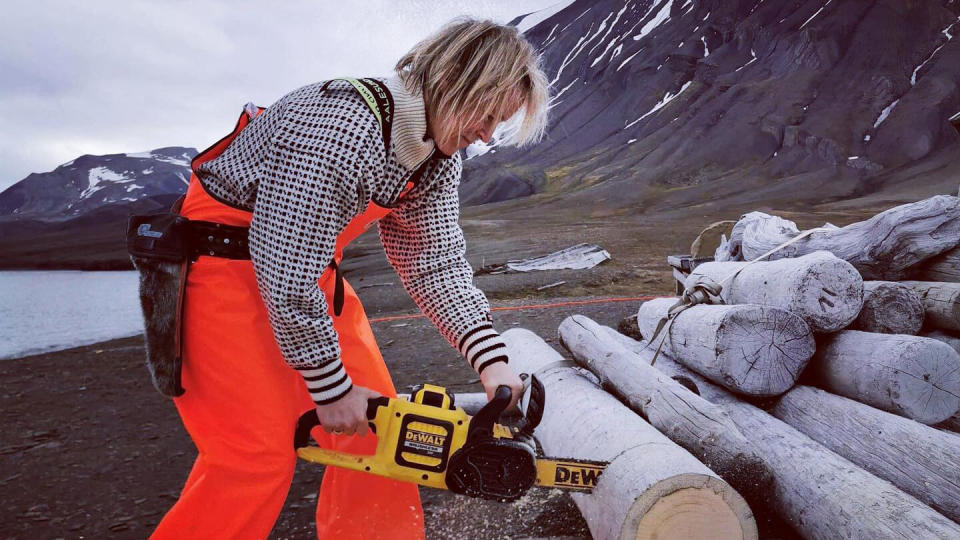 Could you live in a remote cabin for 19 months? The pair behind Hearts in the Ice may have some advice for you. (Hearts in the Ice)