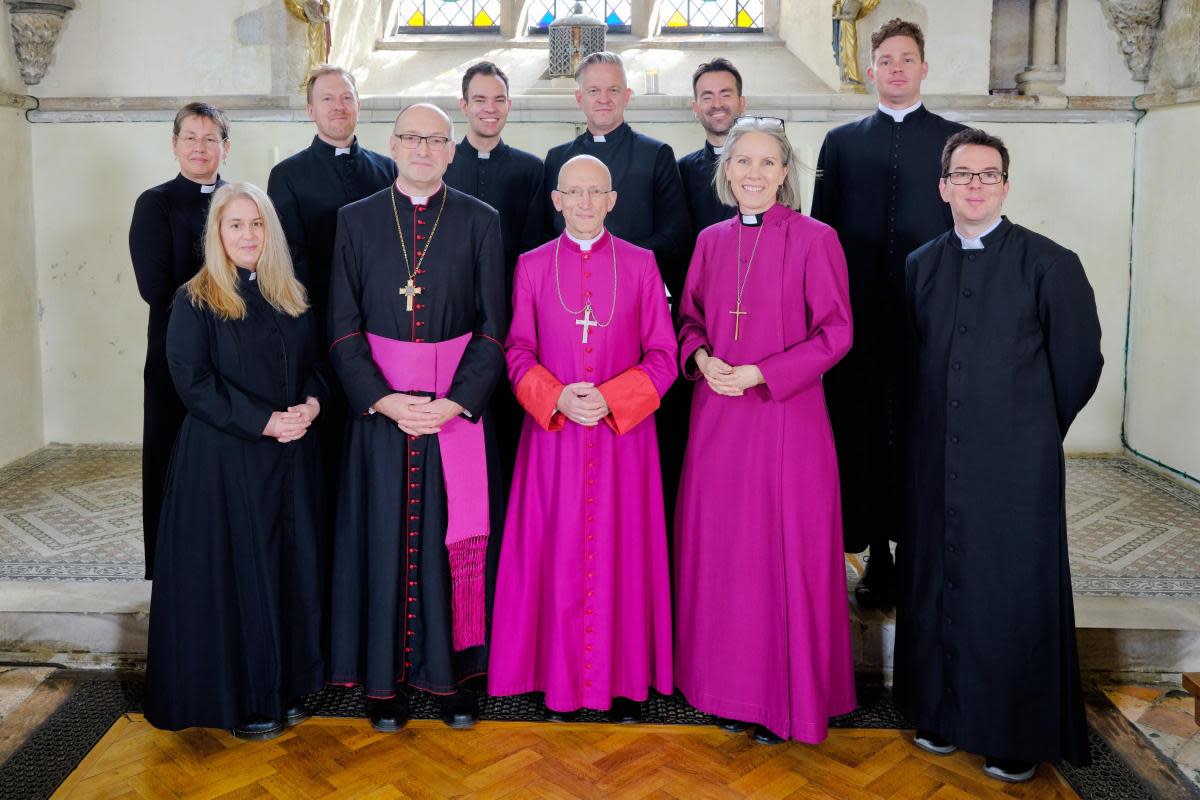 The newly ordained group. Back row from left: Caroline Darling, Tom Dare, Scott Canadas, Quin Delport, Natt Gillett and Timothy Newton - Front row from left Zoe Eborn. Bishop Will Hazlewood, Bishop Martin Warner, Bishop Ruth Bushyager and Matt Porter. <i>(Image: Diocese of Chichester)</i>