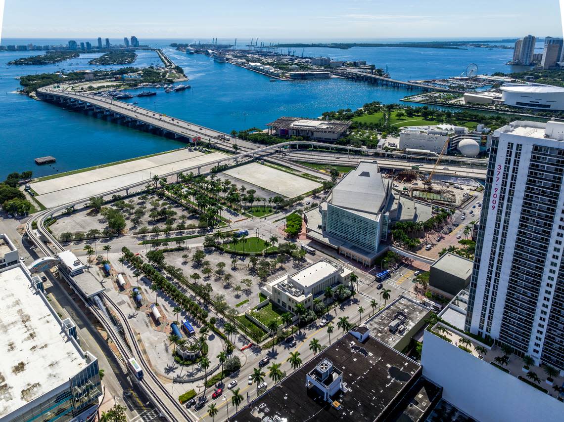 A waterfront image of the 15-acre site Genting is putting up for sale after owning it for more than a decade. The waterfront land once housed the Miami Herald, and it includes former retail buildings on Biscayne Boulevard.