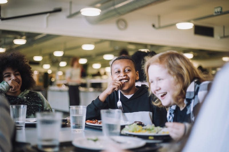 Kids enjoying lunch together