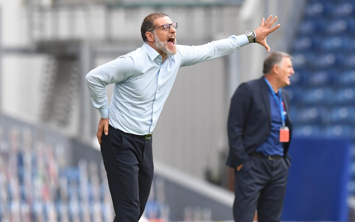 West Bromwich Albion's Manager Slaven Bilic Shouts to his team during the Sky Bet Championship match between Blackburn Rovers and West Bromwich Albion  - CameraSport