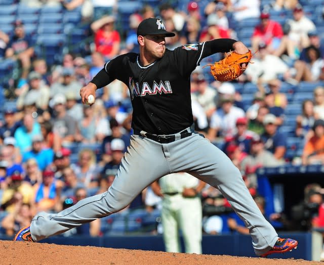 MIami Marlins v Atlanta Braves