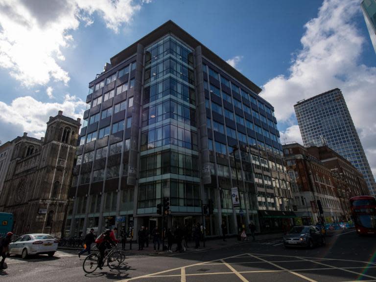 Cambridge Analytica: Investigators raid London offices after search warrant granted