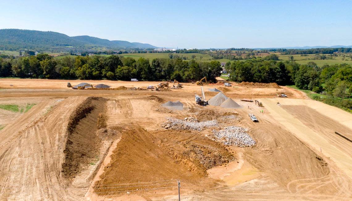 Crews work on the land off of old Cemetery Lane between East College Avenue and Zion Road in Zion on Friday, Sept. 6, 2024.