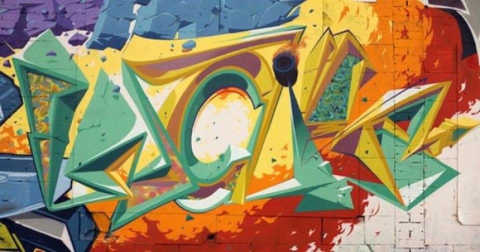 《圖說》「墨路行者」國際塗鴉大賽俄羅斯評審WAIS的塗鴉作品。〈文化局提供〉