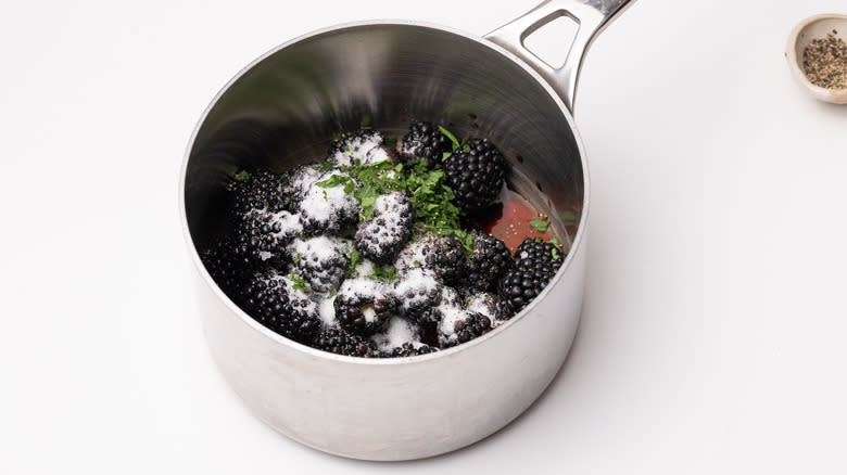 blackberry glaze ingredients in pan