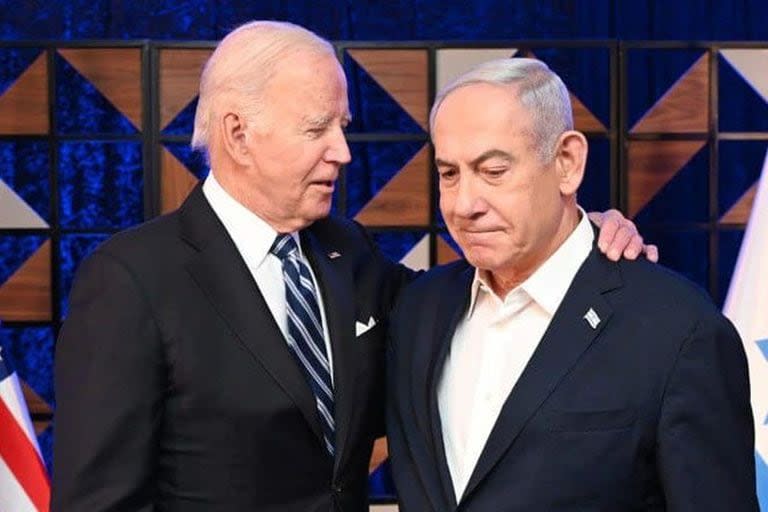 Joe Biden y Benjamin Netanyahu, en su reunión en Tel Aviv. (Avi Ohayon/GPO/dpa)