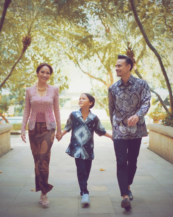 Ashraf with wife Bunga Citra Lestari and son Noah Aidan