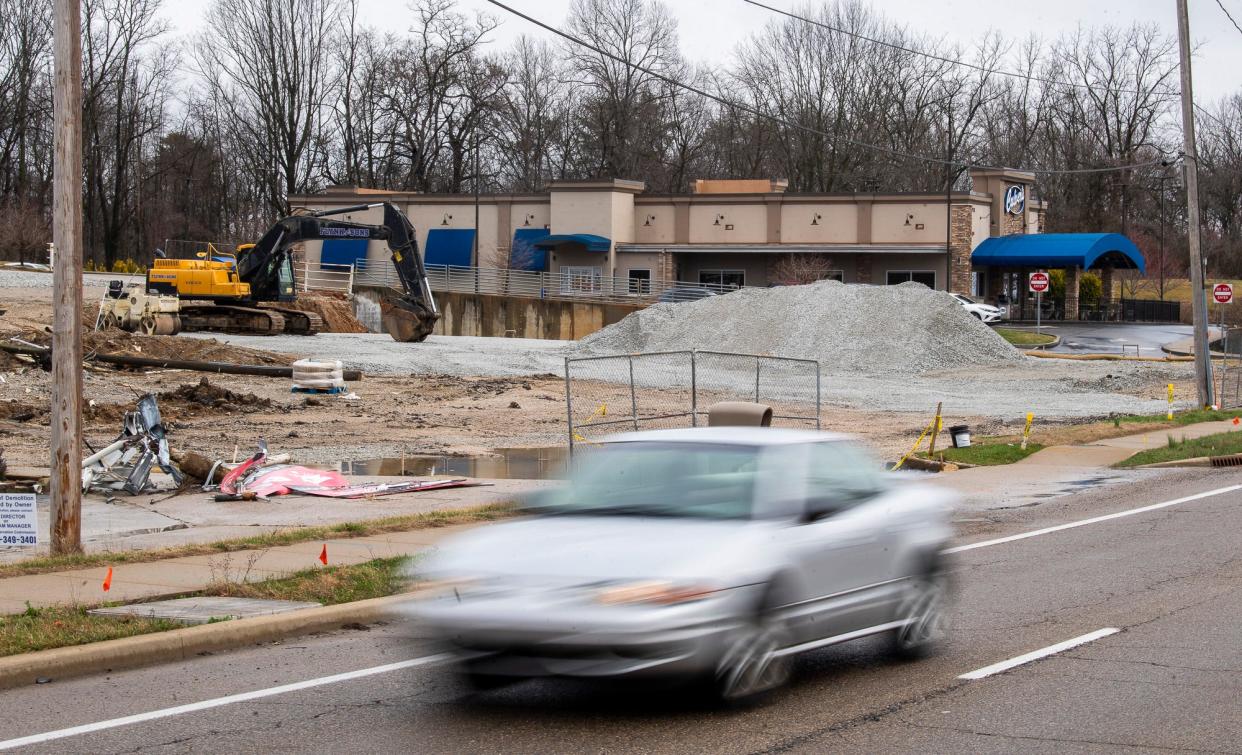 The empty lot next to Culver's on West Third Street on Friday, March 8, 2024, will be the site of a new car wash.