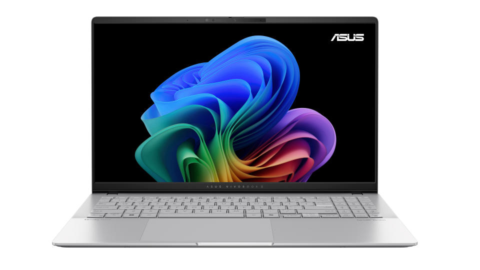 Imagen de marketing directa de la computadora portátil Asus Vivobook S 15 sobre un fondo blanco.